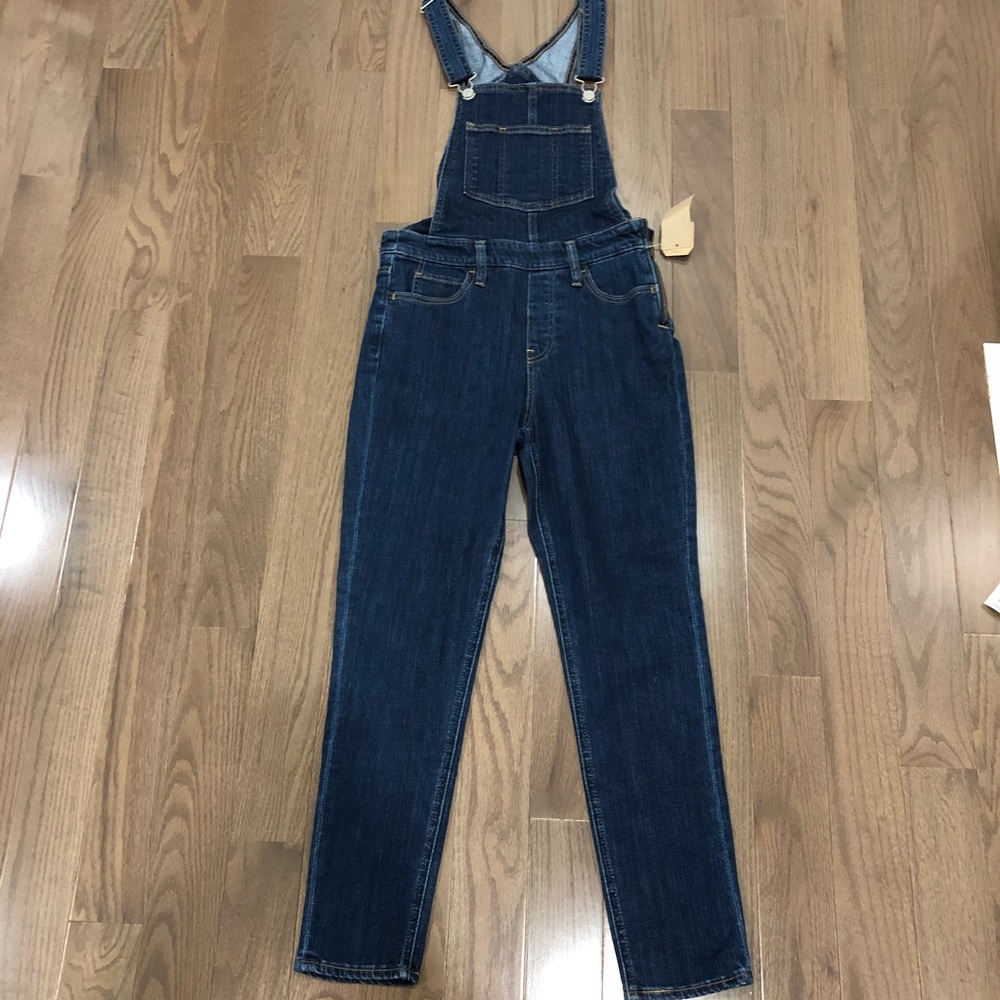 Levi’s Skinny Overalls - Picture 2 of 8